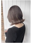 透明感グレージュカラー　ボブ
