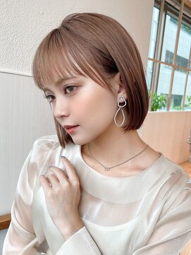 アフロート ディル(AFLOAT D'L) ☆小顔ワンカールレイヤーカットデジタルパーマチェリーブラウン