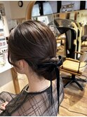 シンプルシニヨン