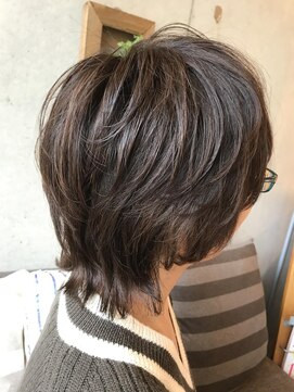 エム インターナショナル 白岡 キュート(EMU international CUTE) ◯大人の軽やかレイヤーショート◯