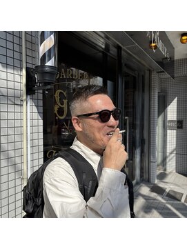 ゴートファミリー 川口(G.O.A.T FAMILY) スキンフェードフェザーアップ