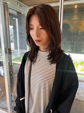 ベージュブラウン×レイヤーカット