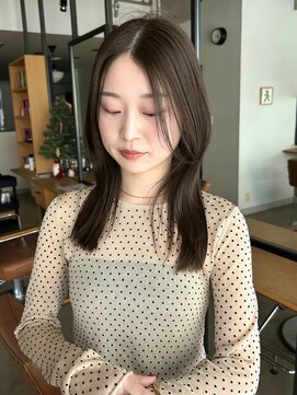 透明感オリーブカラー