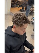 イーラ アメ村店(era)&nbsp;メッシュサーフバックパーマ/メンズ/刈り上げ/眉毛/ツイスト