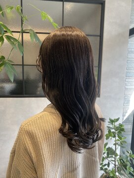 オンドバイサク(ondo by Saku) オリーブブラウン/つや髪/20代