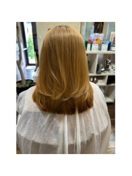 ヘアースペース レガッタ(hair space Regatta) 酸性ストレートブリーチ毛