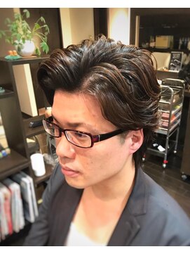 オムヘアーバイグルーマーズ(HOMME HAIR by GROOMER/S) #ビジカジ #サイドパート #ニュアンスパーマ #hommehair2nd櫻井
