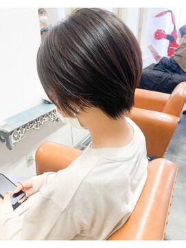 アン ヘア デザイン(un hair design) 【 un 】ショート×ダークアッシュ×イルミナカラー