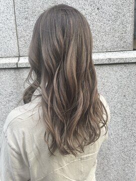 ミラレスカ 栄(MIRA RESCA) ハイライトグレージュ