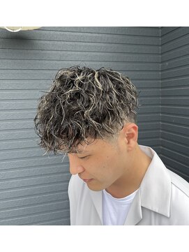 チコカリ(CHICOCARI) 波打ちウェーブパーマ