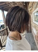 ショートボブ