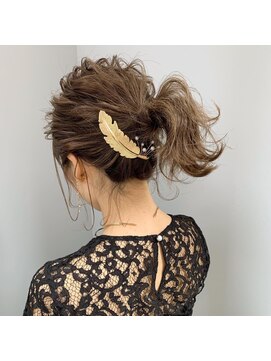 ロッコイースト(ROCCO east) 【ROCCOeast 八王子】ポニーテールアレンジ♪