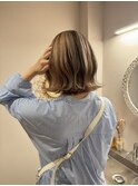 ケアブリーチセクションカラー切りっぱなし外はねボブ韓国ヘア