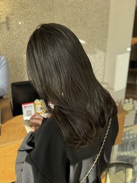 ビーチ(BEACH) ブリーチなしやわらか透け感ミントグレージュレイヤーカット