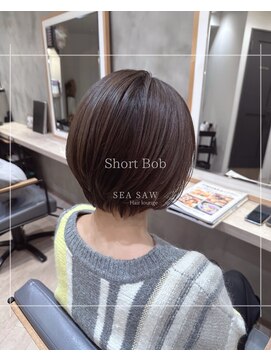 シーソー(SEA SAW) アッシュシルバーショートボブ