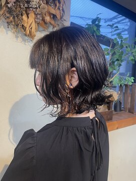 コモレビ(komorebi) 【八田瞳】ボブ×デジタルパーマ