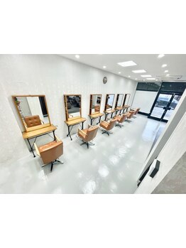 ≪鈴鹿市の大人気サロン姉妹店★少人数制SALON≫ 自分でも扱いやすいスタイルで毎日のセットも楽に◎