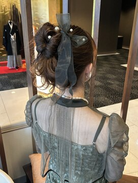 サリーワンフォーワン(Sally 141) アップスタイル