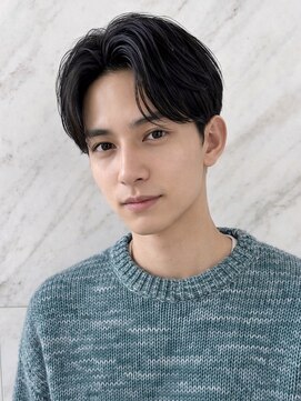 ノア 三宮店(NOA) 大人韓国風センターパート｜三宮メンズカット