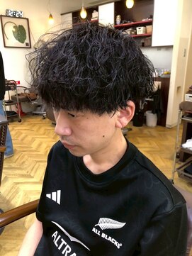 レボルトヘアー(R EVOLUT hair) 刈り上げセンターパート/波巻きツイストスパイラル/柏駅