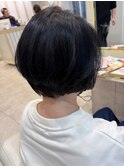 30代40代50代絶壁解消ひし形大人ショートボブ前髪なしクセ毛