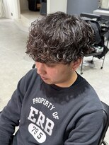 ハイプ(HYPE)&nbsp;フェザーパーマ/センターパート/シャドウパーマ/眉毛