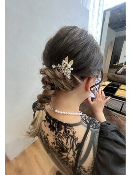 デイバイヘアーポケット(Day.by hair pocket) 編みおろしお呼ばれヘア