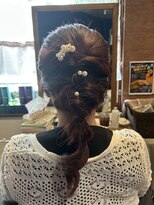 ポラリス&nbsp;ポニーテールのヘアアレンジ