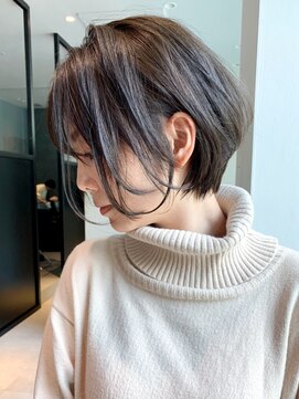 アルバム 銀座(ALBUM GINZA) ナチュラルショート_外ハネボブアッシュブラウン_ba280161