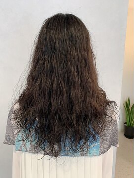 キー(KEY) ロングスパイラルパーマ