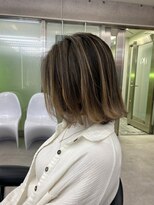 イキ 表参道(iki omotesando)&nbsp;モード/無造作ウェーブ/大人ガーリー[表参道駅]