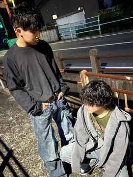 ヘアショップ ホップエム(HAIR SHOP HOP M) 左:ショートマッシュ/右:アメカジウルフロングパーマ