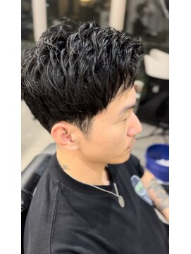 フランクスバーバーリザーブ 人形町店(FRANK’S BARBER RESERVE) アップバングショート　ｙ