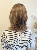 イソラヘアアトリエ(Isola hair atelier) 【Isola】ハイライト×外ハネロブ