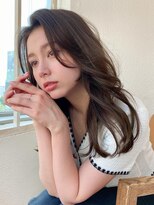 ラルユー 金山(LallYou)&nbsp;黒髪/グレーベージュ/レイヤーロング/前髪パーマ