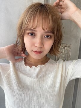 プール(POOL) 【本山貴志】ハイトーンベージュダブルカラー前髪外はねボブ