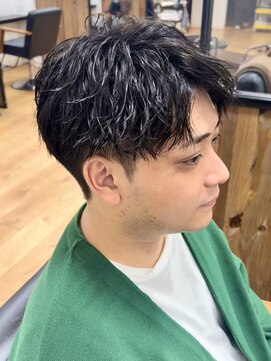 デプト(DEPT.) ツイストスパイラルメンズパーマ刈り上げマッシュカットバーバー