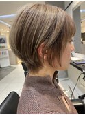 王道小顔丸みショート×ミルクティーベージュ