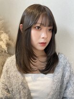 顔まわりカット顔まわりレイヤーカットオリーブグレージュ