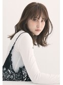 大人のワイドバングとグレージュ　20代30代40代大人カジュアル