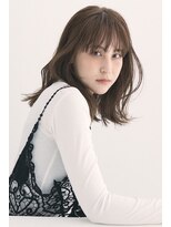 フェイバリットガーデン(favorite garden)&nbsp;大人のワイドバングとグレージュ　20代30代40代大人カジュアル