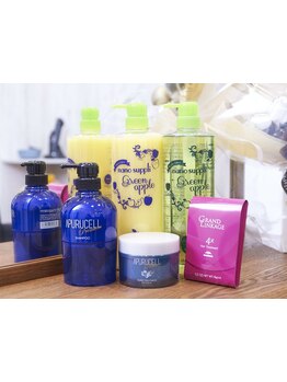 【上北沢駅徒歩2分★】天然由来のヘナカラー取り扱い◎髪質や頭皮の状態に合わせて最適なメニューをご提案