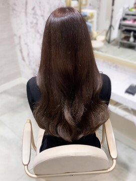 アマンドール(Aman D'or) ロング&艶カラー