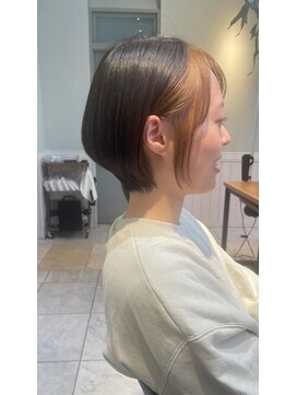 リディー(Lidee) 耳掛けショート＊インナーカラー