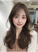 10代20代前髪あり/ハッシュカット/ミディアムレイヤー/顔まわり