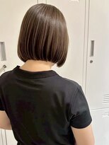 ヒビヲ 横浜西口店(HIBIO) 切りっぱなしボブタッセルボブダブルカラーハイライトグレージュ