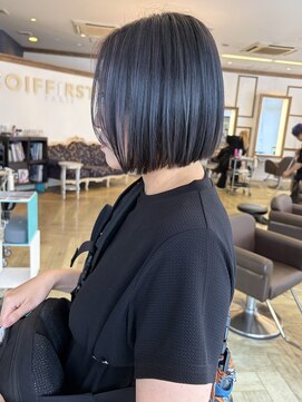 コワファースト 大分(COIFF1RST) 特殊ハイライト/ハイライト/切りっぱなし/大分