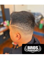 ブロスバーバーショップ(BROSBARBERSHOP)&nbsp;レザーライン/フェード【常滑市/理容室】