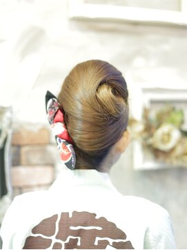 モンシェリ(Moncheri) 【Moncheri coloris】collection 夜会