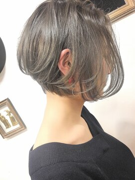 ランプ ヘアー(lamp hair) 【lamp尾崎】ショート、アッシュベージュ